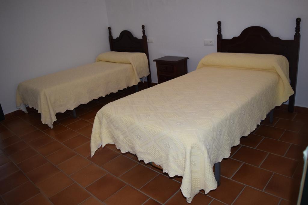 Casa Rural Los Pinos Hinojos Chambre photo